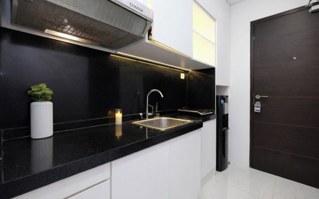 Tranquil Studio At Tamansari Semanggi Apartment
