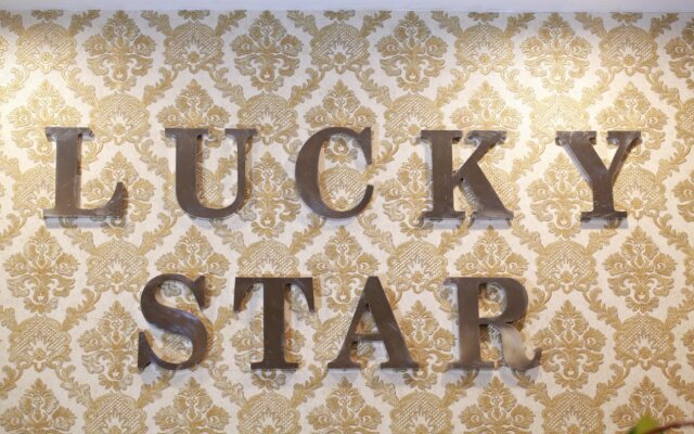 Lucky Star Hotel