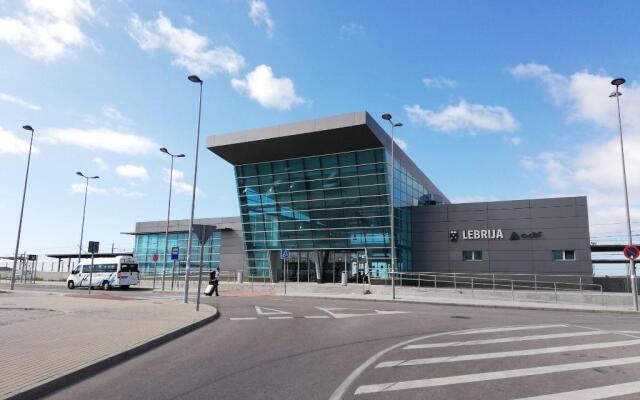 Hotel LB Lebrija by MA 22 Puntos