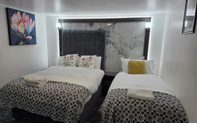 Ababeel Restaurant & Hotel