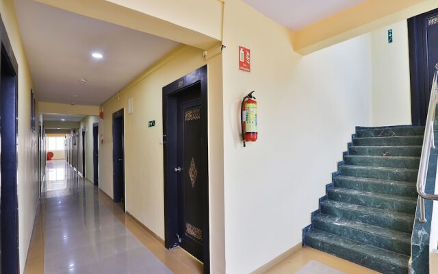 OYO 14549 Hotel Lotus Residency