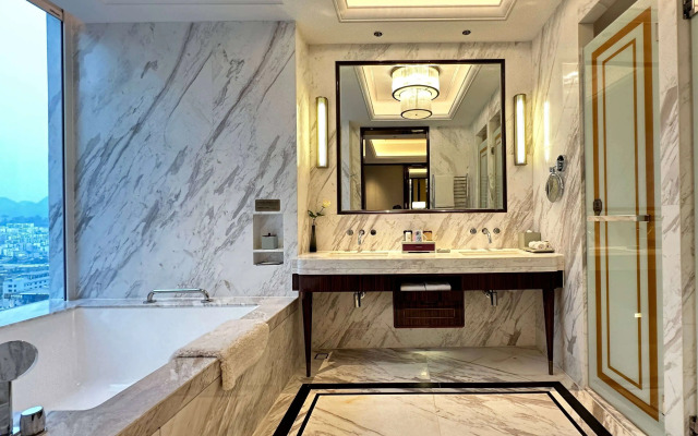 Wyndham Grand Tongren Downtown Hotel