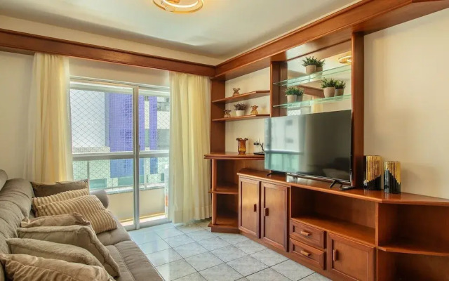 3BR Apt w/ Balcony 100m From Beach Evz0601