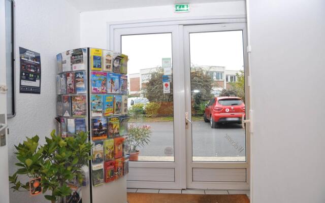 Brit Hotel Caen Mondeville