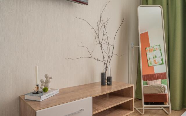 БТВ Апартс на улице Крестинского