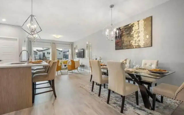Luxury Modern Home - Livingstone