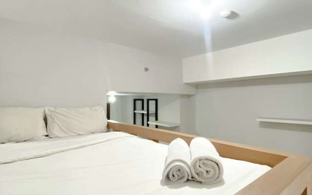 Restful And Well Designed Studio Transpark Juanda Bekasi Timur Apartment