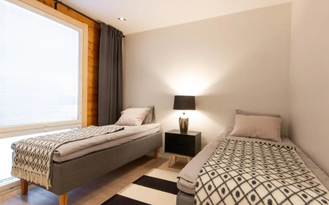 Riverside luxury suites