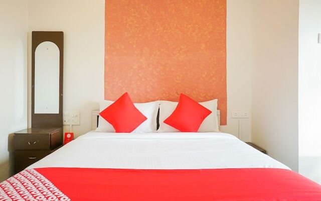 OYO 18653 Hotel Swami Samarth