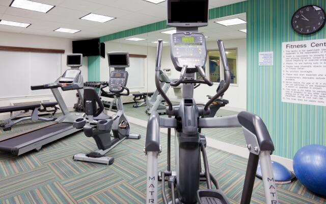 Holiday Inn Express Hotel & Suites Dickinson by IHG