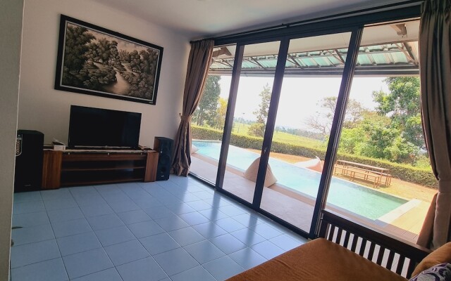 Villa ChavaMinerva Bata - Ciater