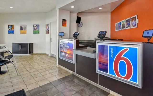 Motel 6 Destin, FL