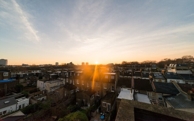 Beautiful West Ken One Bed Apartment