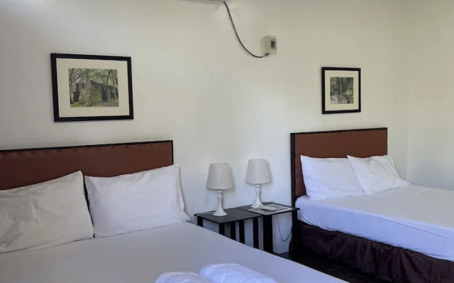 Seaside Travelers Inn by Camiguin Island Home