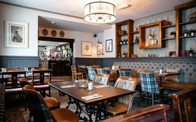 The George Hotel