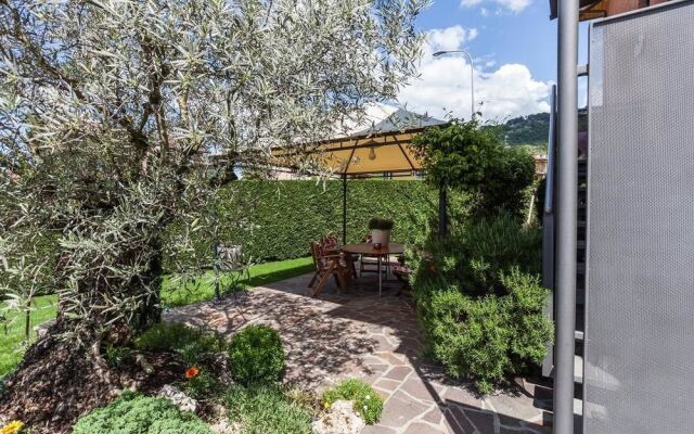 Alisee Bed  Breakfast