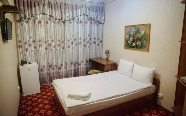 Relax Hotel