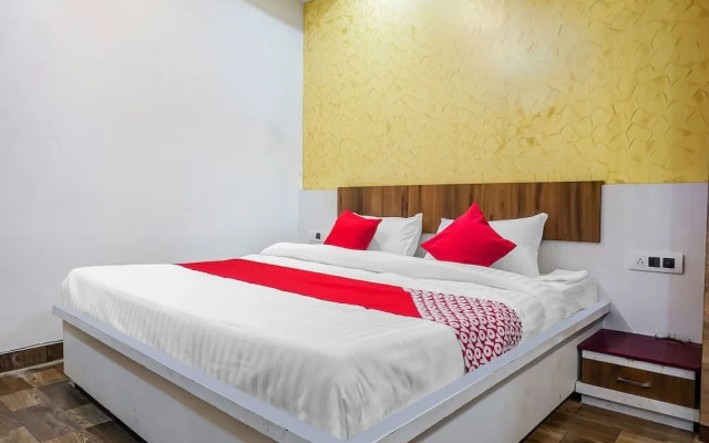 Cee Rock by OYO Rooms