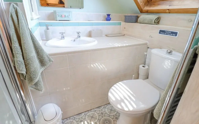 Old Blacksmiths Cottage