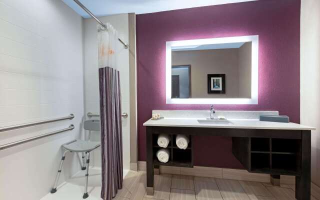 La Quinta Inn & Suites by Wyndham West Monroe