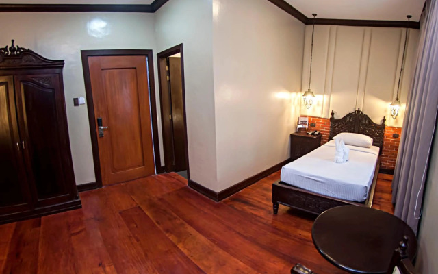 Vigan Plaza Hotel