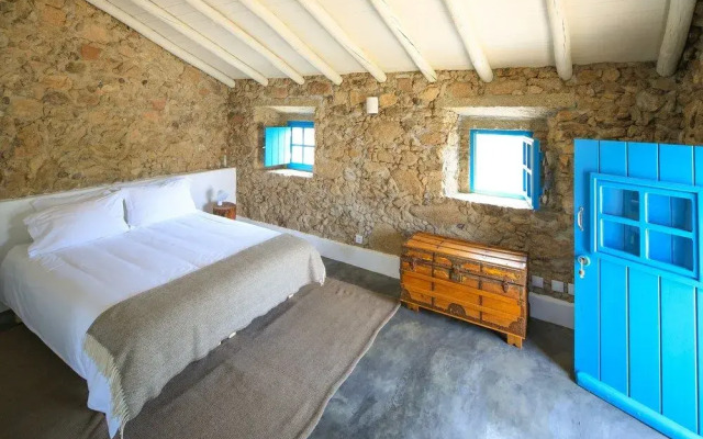 Casas Caiadas Boutique Home