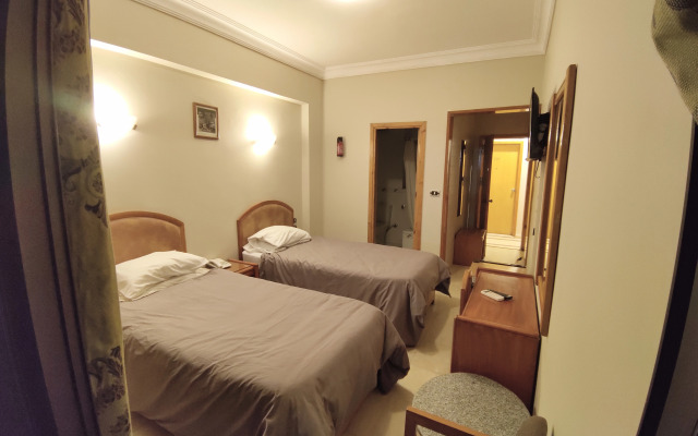 Royal House Hotel
