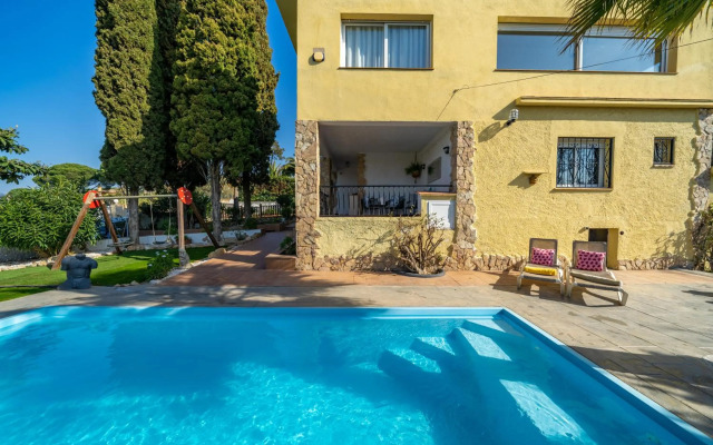 Villa Lux Gallery AC