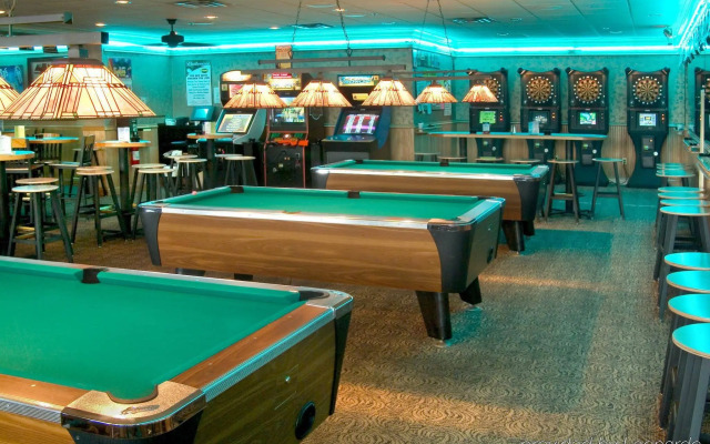 Holiday Inn Express & Suites Vadnais Heights by IHG