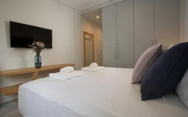 LeGeo-Luxurious Athenian Apartment