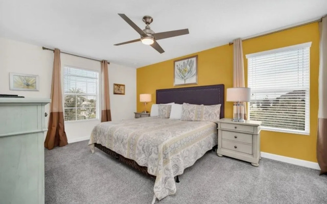 4710kings 6 Bedroom Villa by RedAwning