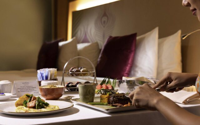 Novotel Yangon Max