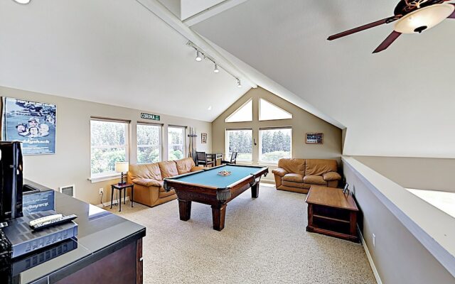 30015 Cloverdale - 4 Br Home