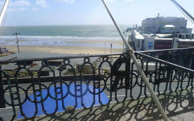 The Royal Pier Hotel