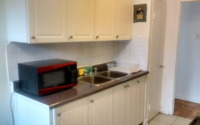 Toronto Furnished Living-896 Eglington E