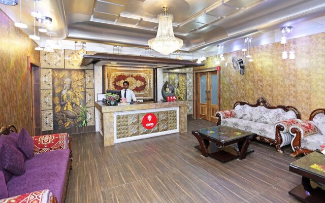 OYO 9855 Hotel Royal Suites