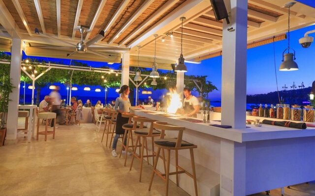 Ecclesia Hotel - Adults Only