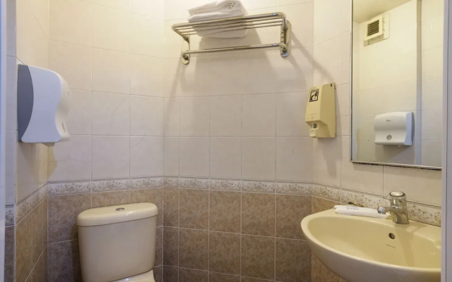 Nicoll Hotel