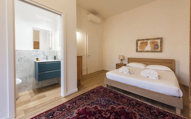 Salutati Apartments by MMega