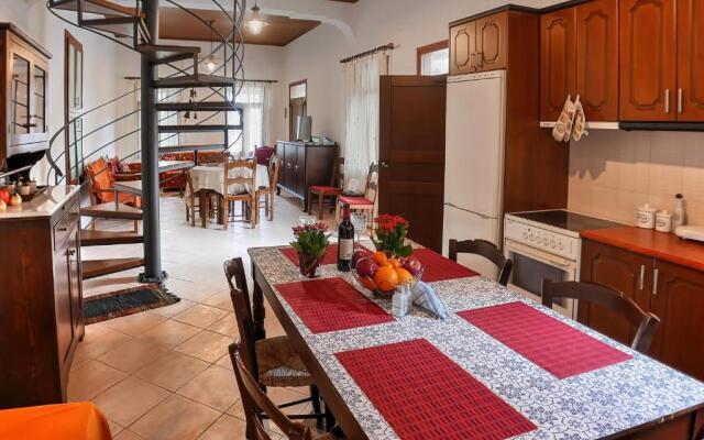 Stone House In Agia Paraskevi