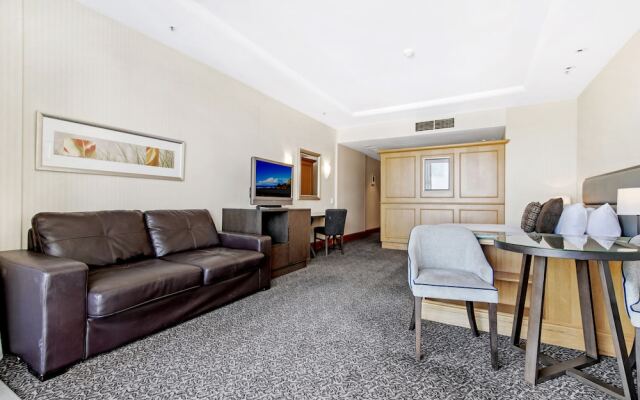 Oaks 17th Level Suite with Ocean Views