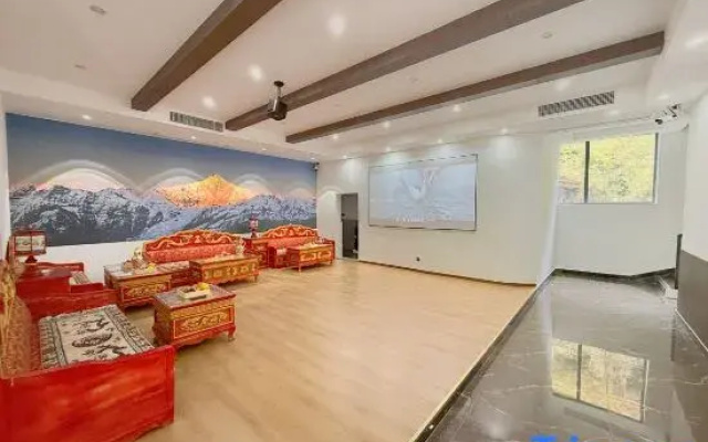 Heishui Gaduo Manor Homestay