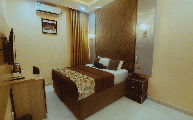 Olympus Hotel & Suites