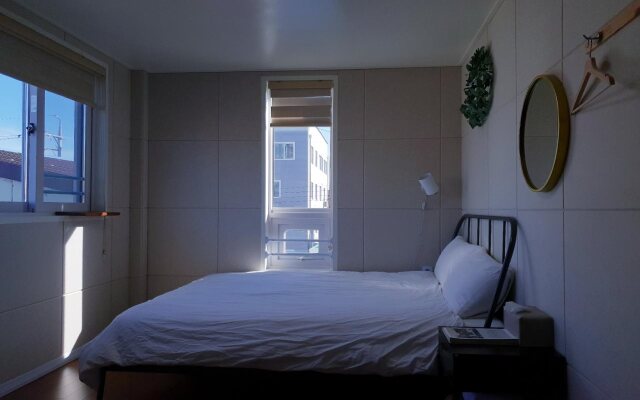 Sokcho Hutte Guesthouse