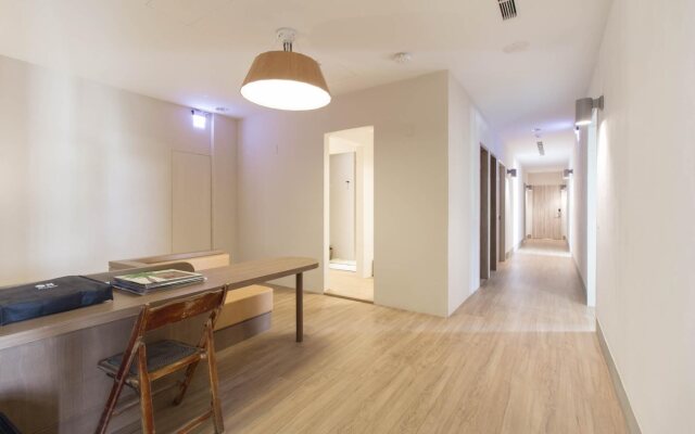 Hok House