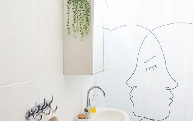 Designed Suite By The Beach