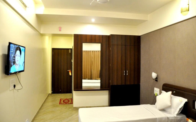 Hotel Gulmohar Pride