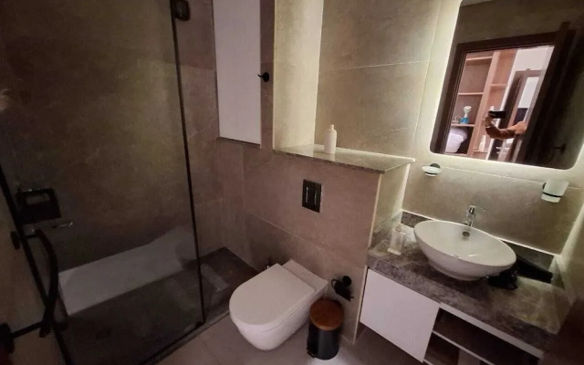 Mynt Stay zed west Residence 2 bedroom E1E213