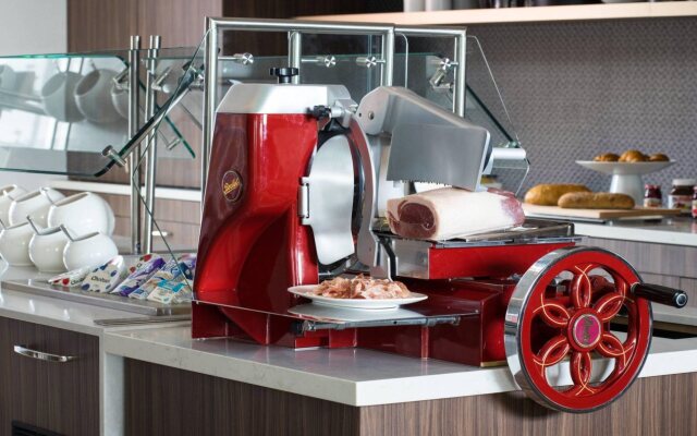 AC Hotel Pittsburgh Downtown