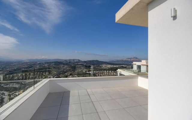 Villa Madi in Cumbre del Sol